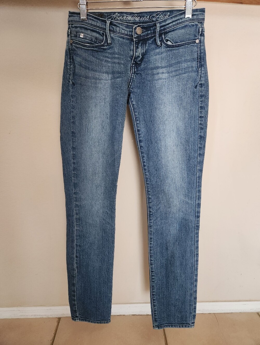 Abercrombie & Fitch Medium Blue Jeans
